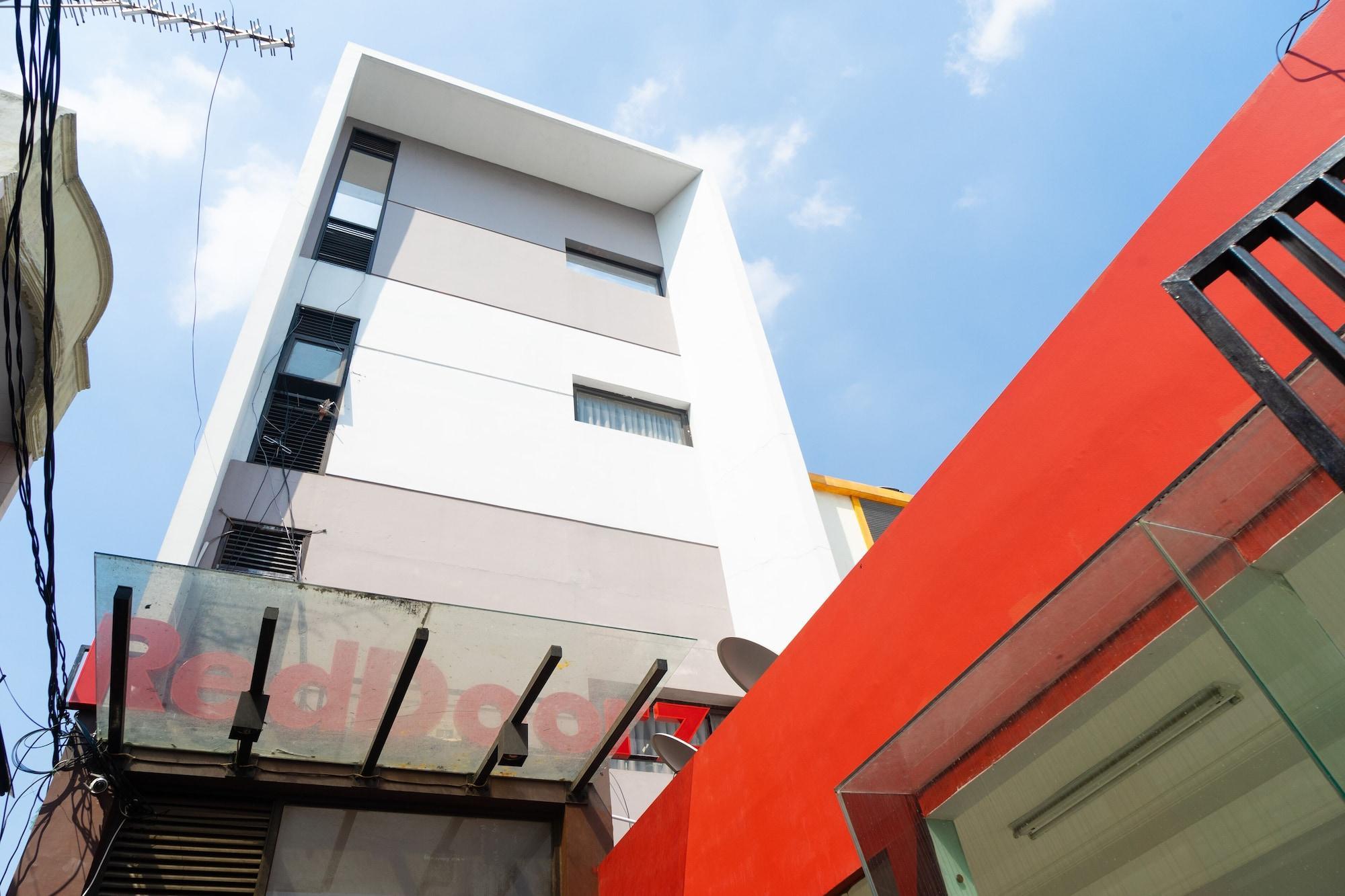 Reddoorz Plus @ Sawah Besar Yakarta Exterior foto