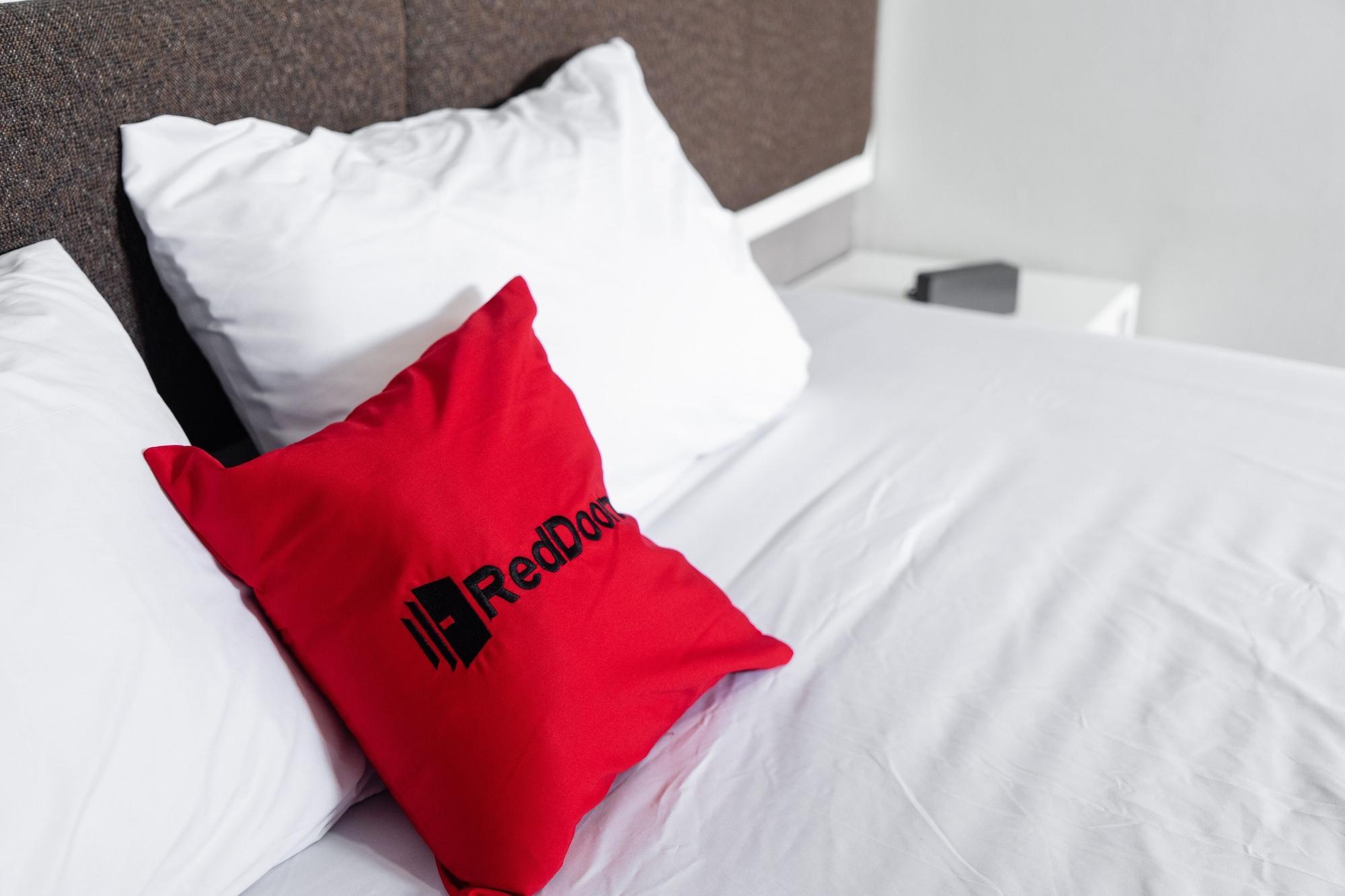 Reddoorz Plus @ Sawah Besar Yakarta Exterior foto