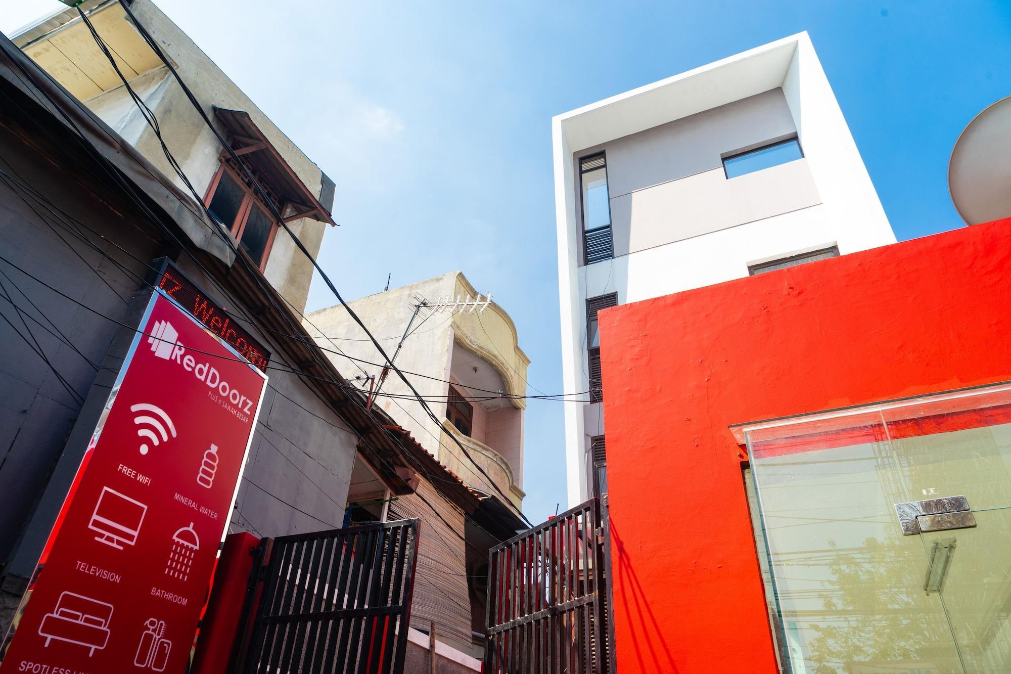 Reddoorz Plus @ Sawah Besar Yakarta Exterior foto